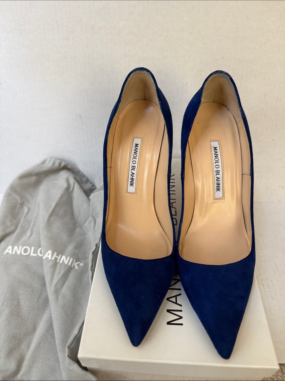 Manolo Blahnik Cobalt Blue Suede Pointed Toe Pumps Size 38.5